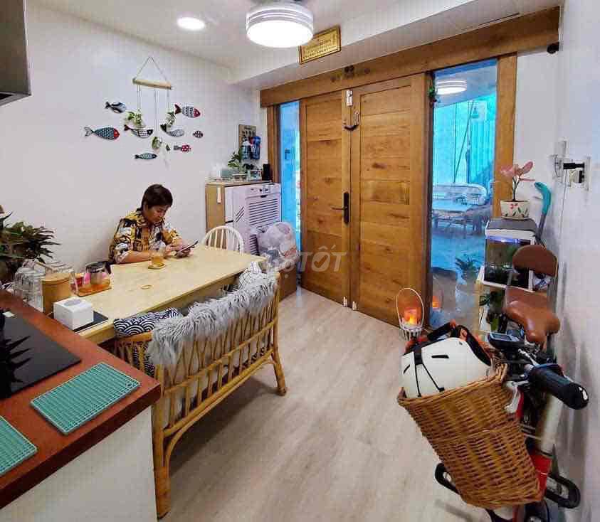 BÁN NHÀ HẼM XE HƠI 6M CMT8 P11 QUẬN 3 DT 3 x 9 27m2 2 TẦNG GIÁ 5.2 TỶ