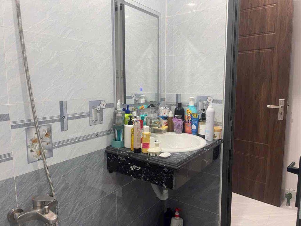 BÁN NHÀ HẺM 3M NGUYỄN ĐÌNH CHIỂU Q3 DT 3.5 x 10 5 TẦNG GIÁ 8.5 TỶ TL