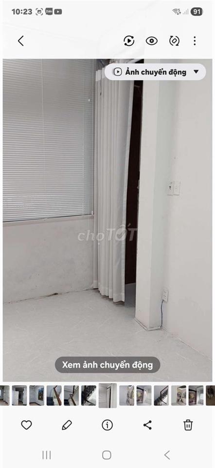 cho thuê nhà mặt tiền đường Huỳnh Văn bánh 4 tầng, sân thượng 