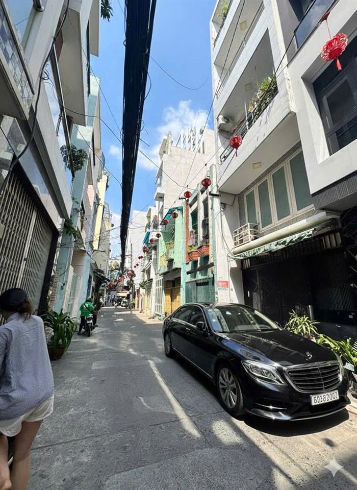 MG3%-489A/23/29 Huỳnh Văn Bánh, P.Phú Nhuận. DT 3,5x14m, 5 tầng