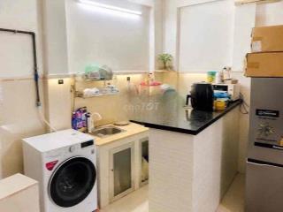 nguyên căn Đầy đủ nội thất  Mới ở liền CMT8 gần Hoà Hưng