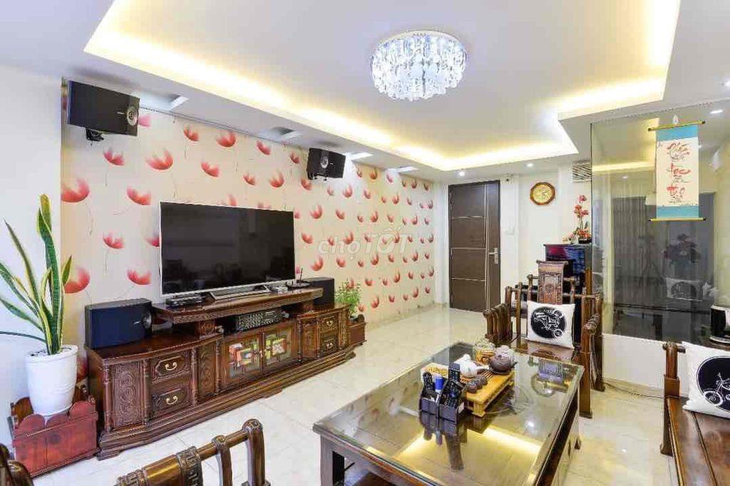 Bán nhà 80m2 | 5 Tầng ( 4 x 20) xe hơi tới nhà-Gần chợ Tân Bình 9T99