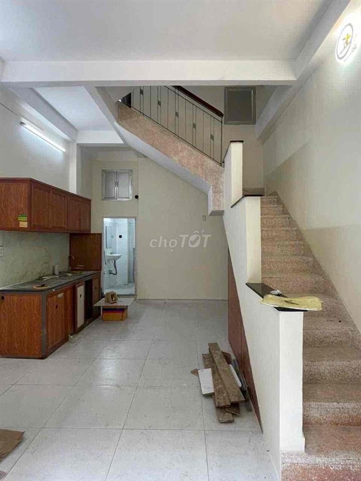 Nguyên Căn Hẻm xe hơi Bành Văn Trân  2pn