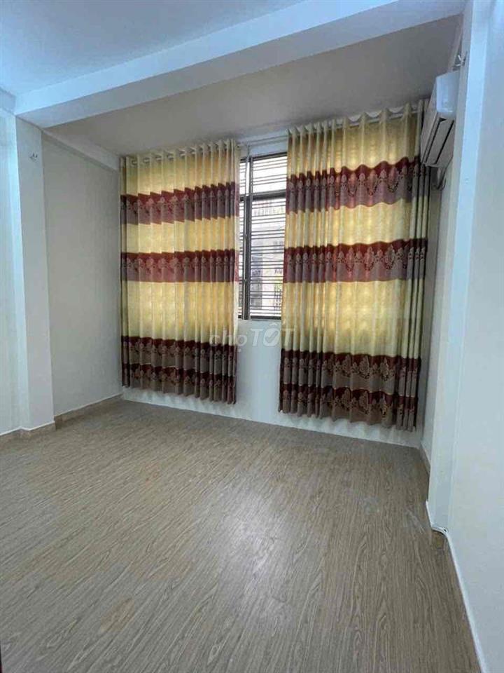 Nguyên Căn Hẻm xe hơi Bành Văn Trân  2pn
