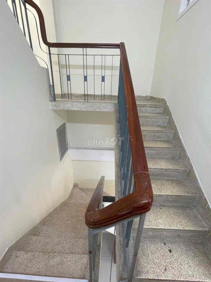 Nguyên Căn Hẻm xe hơi Bành Văn Trân  2pn