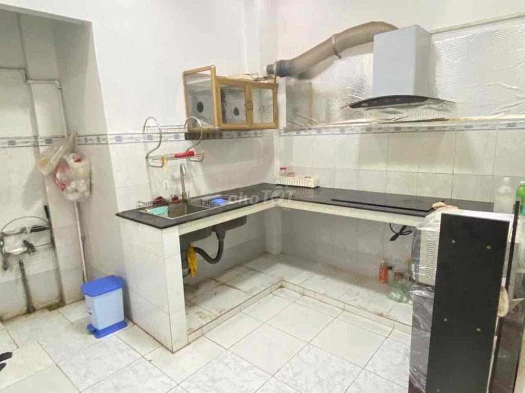 Nguyên căn 3 PN - Phú Lộc gần CMT8 Tân Bình 11 triệu