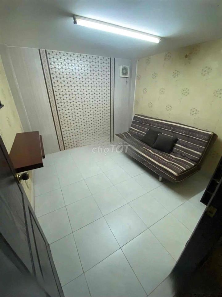 nguyên căn 4pn Nguyễn Tiểu La Q10 chỉ 15 trieu/ thang