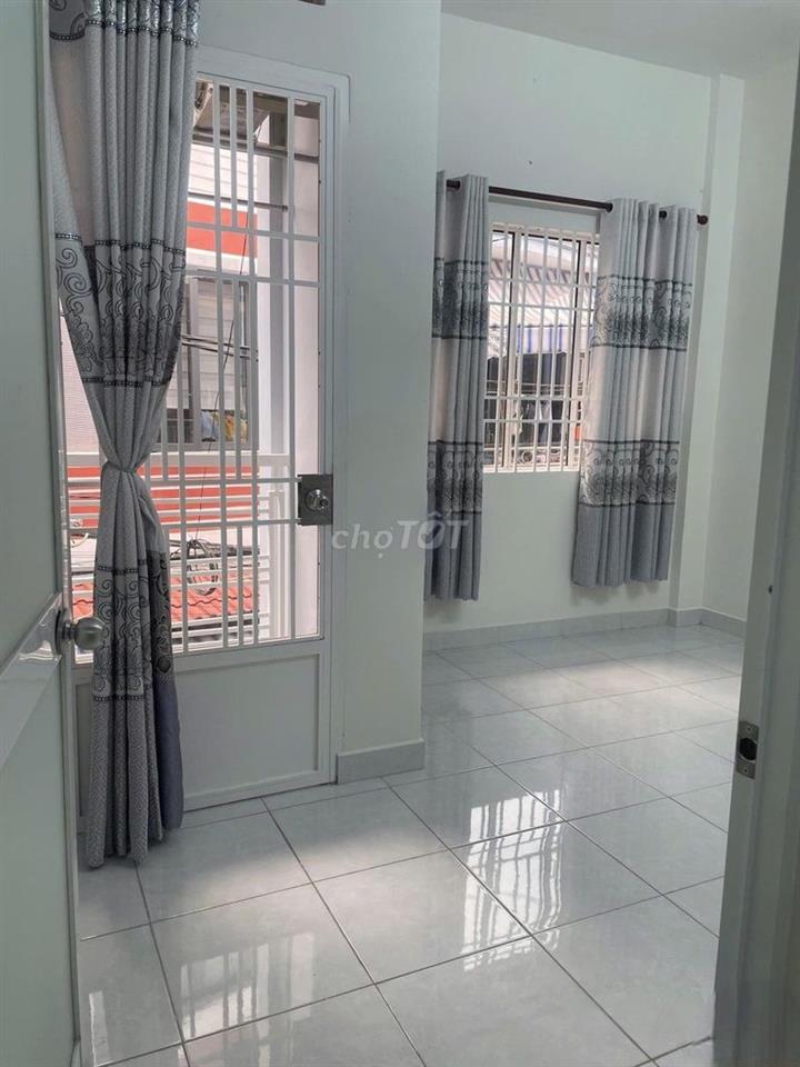 Nguyên căn Ni Sư Huỳnh Liên  2 PN mới tân bình 9 tr 5