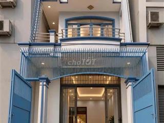 Nguyên căn HẺm xe Tải Cộng Hoà Gần nhà Ga T3 - 4 x 15m 