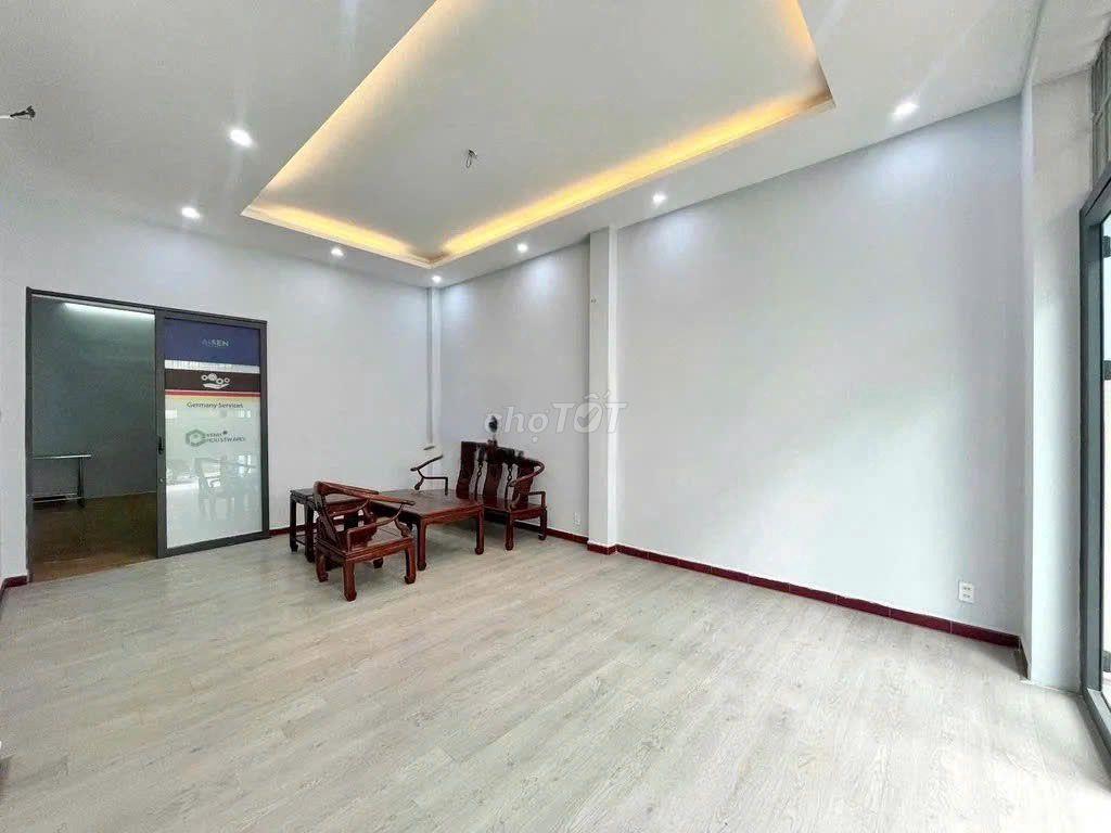 Nguyên căn HẺm xe Tải Cộng Hoà Gần nhà Ga T3 - 4 x 15m 