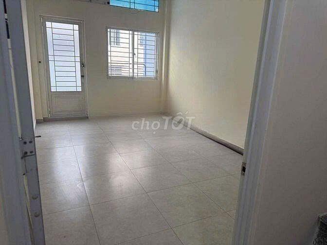 Nguyên căn HEm xe hơi Kì Đồng Q3- 63m2 x 4 pn 