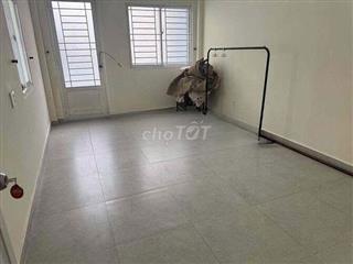 Nguyên căn HEm xe hơi Kì Đồng Q3- 63m2 x 4 pn 