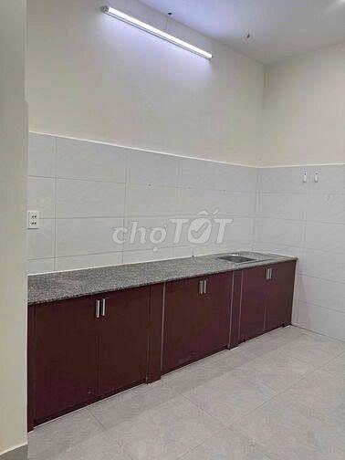 Nguyên căn HEm xe hơi Kì Đồng Q3- 63m2 x 4 pn 