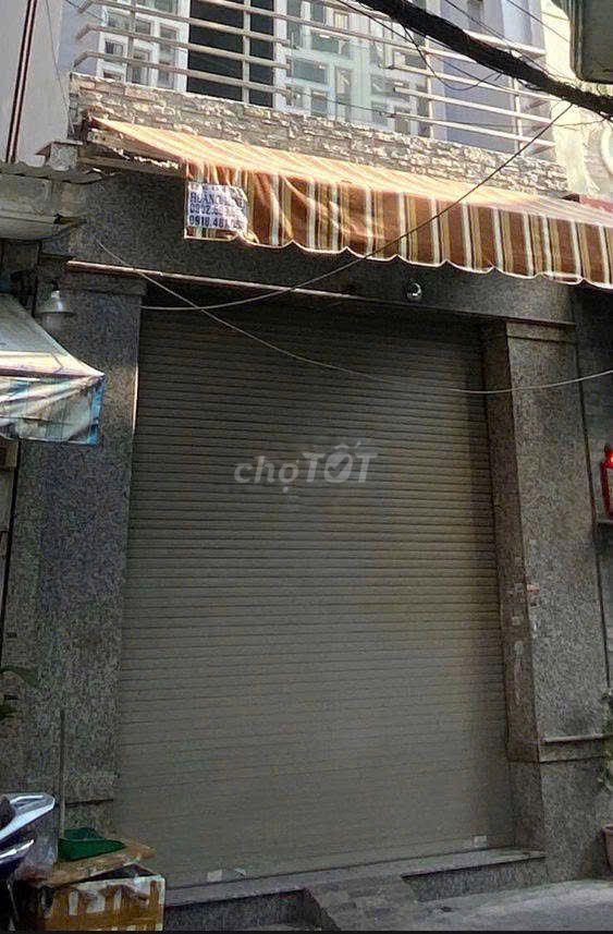 Nguyên căn Lạc Long Quân Q11 gần  Đầm sen có máy lạnh 