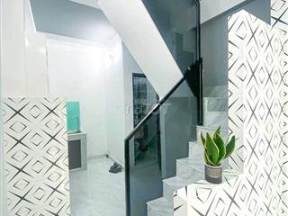 Nguyên căn 3 PN mới  có nội thất CMT8 Tân Bình