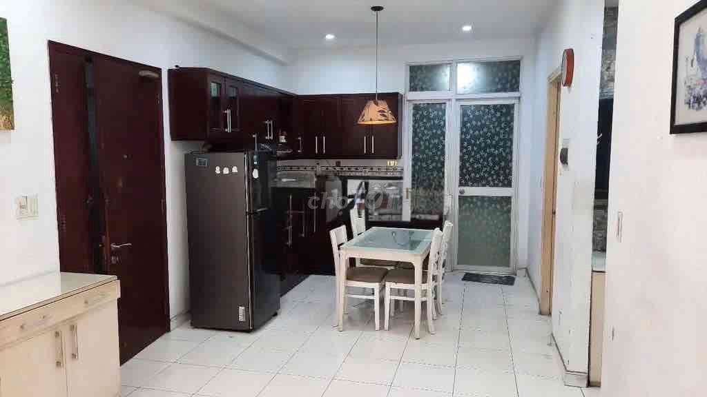 nguyên căn chung cư Thuận Việt gàn ĐH Bách khoa 2 pn full nội thất