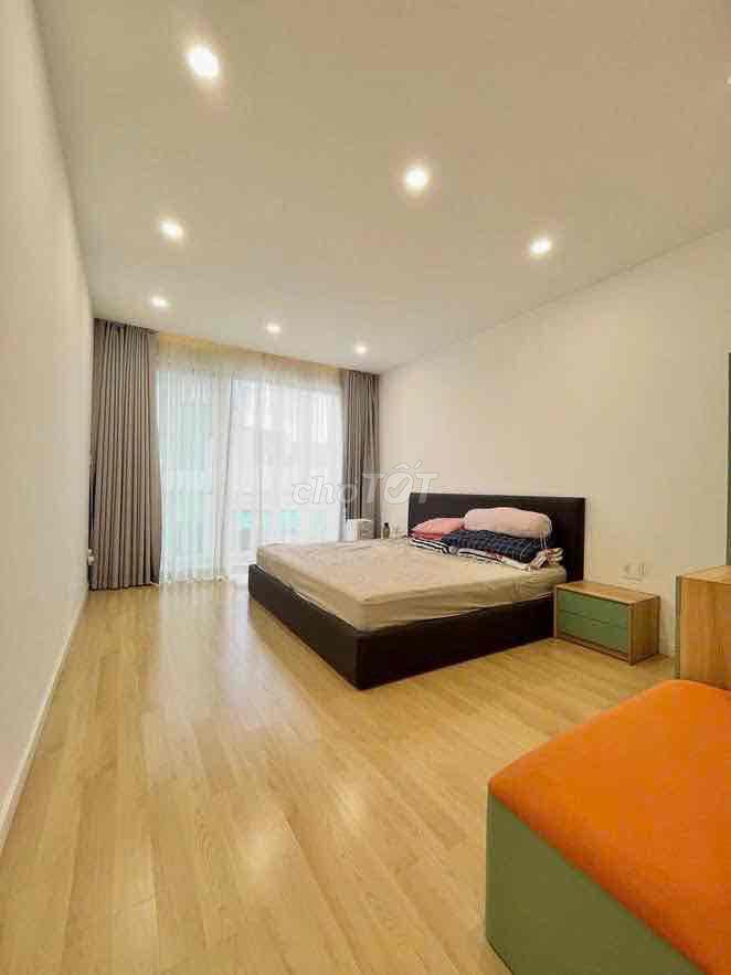 Cho thuê nguyên căn đặng văn ngữ - 350m2 - hẻm xe hơi