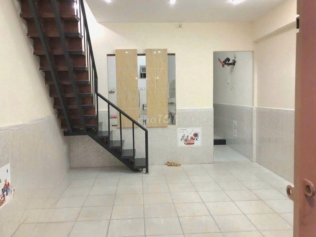 NHÀ 3PN 4X13  CÓ NỘI THẤT , HẺM RỘNG LE VĂN SỸ QUẬN PHÚ NHUẬN