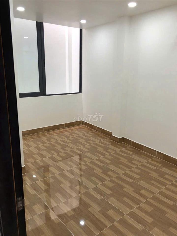 Nhà Nguyên Căn  4PN Hẻm Xe Hơi  Đường Trần Văn Ðang Quận 3