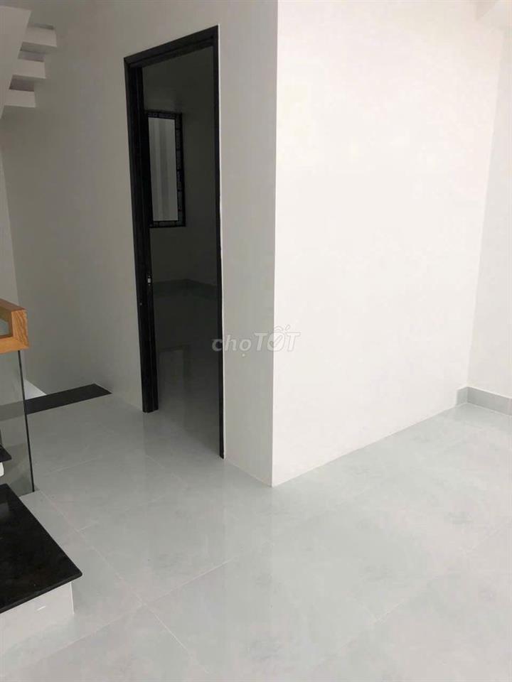 Nhà Nguyên Căn  4PN Hẻm Xe Hơi  Đường Trần Văn Ðang Quận 3