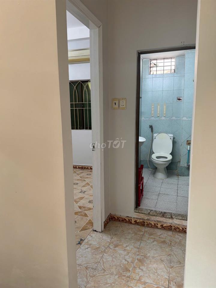 NHÀ SƠN SỬA MỚI  4X15M2 HẺM XE TẢI GẦN LÝ THƯỜNG KIỆT