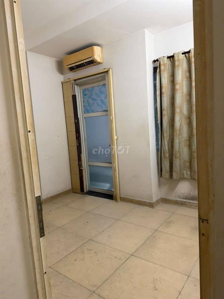 NHÀ  4PN SƠN SỬA MỚI GẦN THÀNH THÁI QUẬN 10