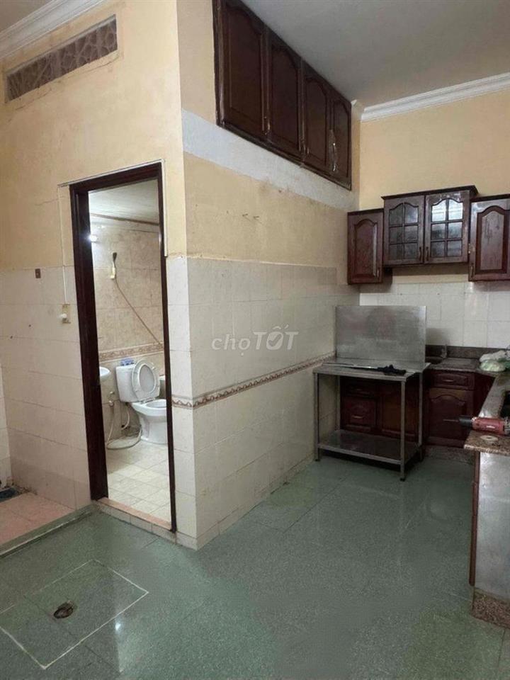 NHÀ HẺM XE HƠI NGUYỄN ĐÌNH CHIỂU TIỆN Ở VÀ KINH DOANH, VP CÔNG TY