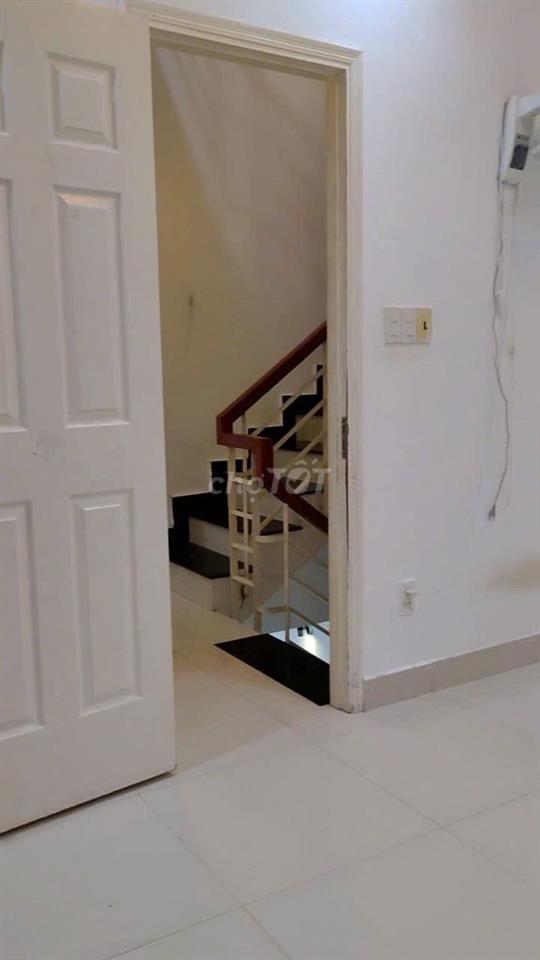 NHÀ MỚI 4PN  GẦN MẶT TIỀN LÊ VĂN SỸ