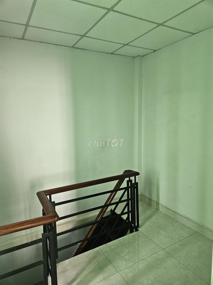 Nhà Nguyên Căn  3PN  Hẻm 4m Đường Hòa Hảo  Quận 10