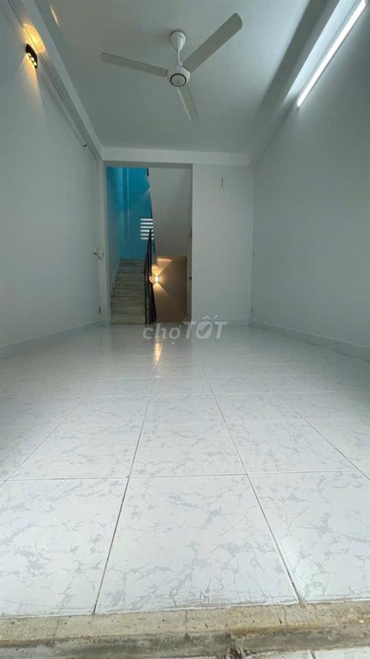 NHÀ MỚI 3PN NGUYỄN THIỆN THUẬT QUẬN 3