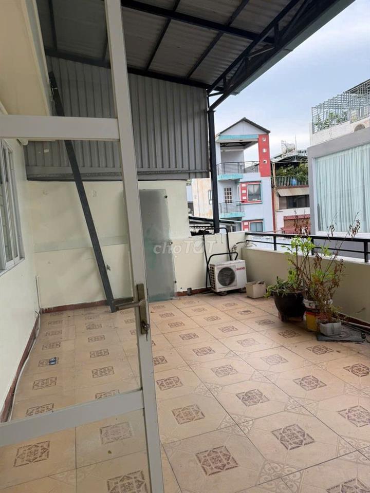 NHÀ NHỎ CHO GIA ĐÌNH ÍT NGƯỜI