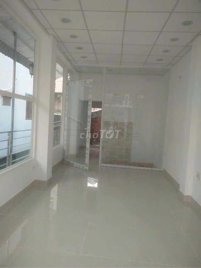 Nhà Mới_3PN _ 2 Mặt Tiền Hẻm  Trần Hưng Đạo  Quận 1