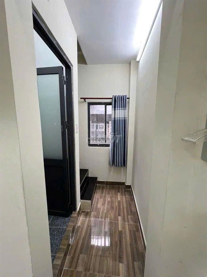 NHÀ 2PN ĐẦY ĐỦ NỘI THẤT NGAY CV 23/9 QUẬN 1