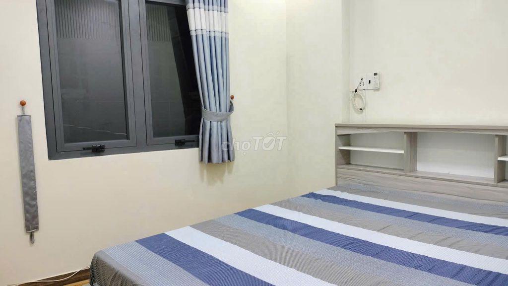 NHÀ 2PN ĐẦY ĐỦ NỘI THẤT NGAY CV 23/9 QUẬN 1