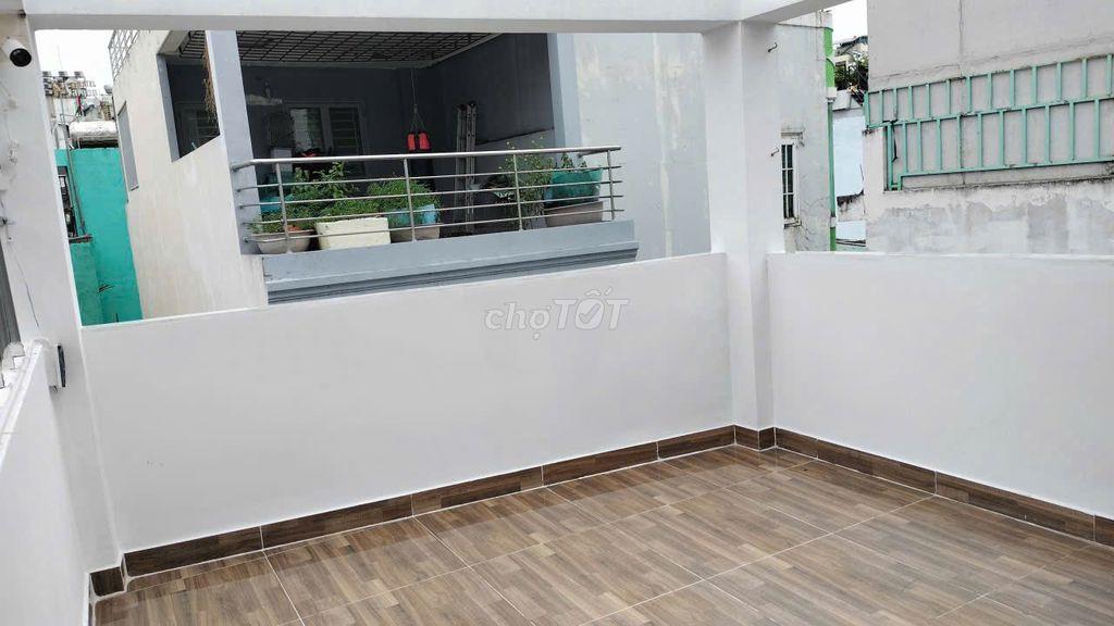 NHÀ 2PN ĐẦY ĐỦ NỘI THẤT NGAY CV 23/9 QUẬN 1