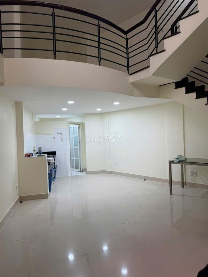 NHÀ MỚI 3PN HẺM 4M HOÀ HẢO QUẬN 10