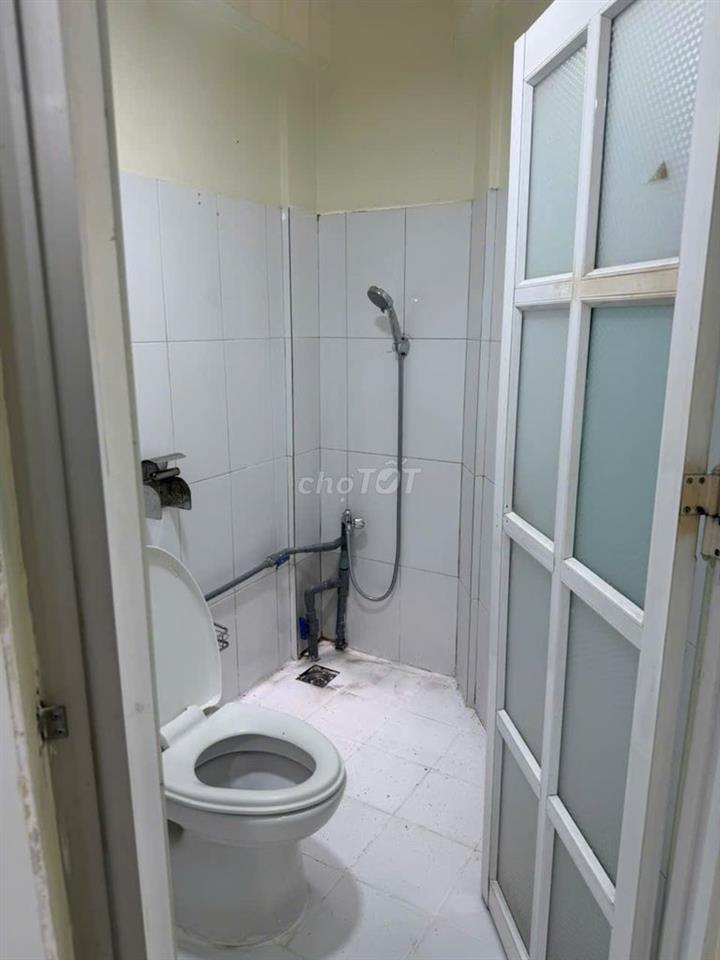 NHÀ MỚI 3PN HẺM 4M HOÀ HẢO QUẬN 10