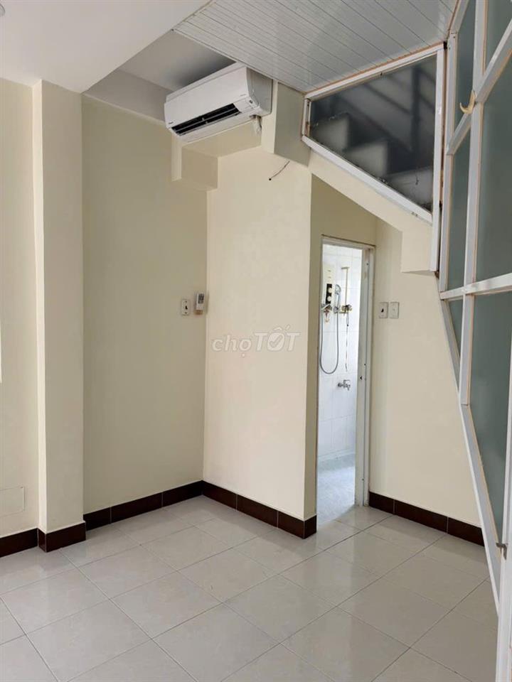 NHÀ MỚI 3PN HẺM 4M HOÀ HẢO QUẬN 10