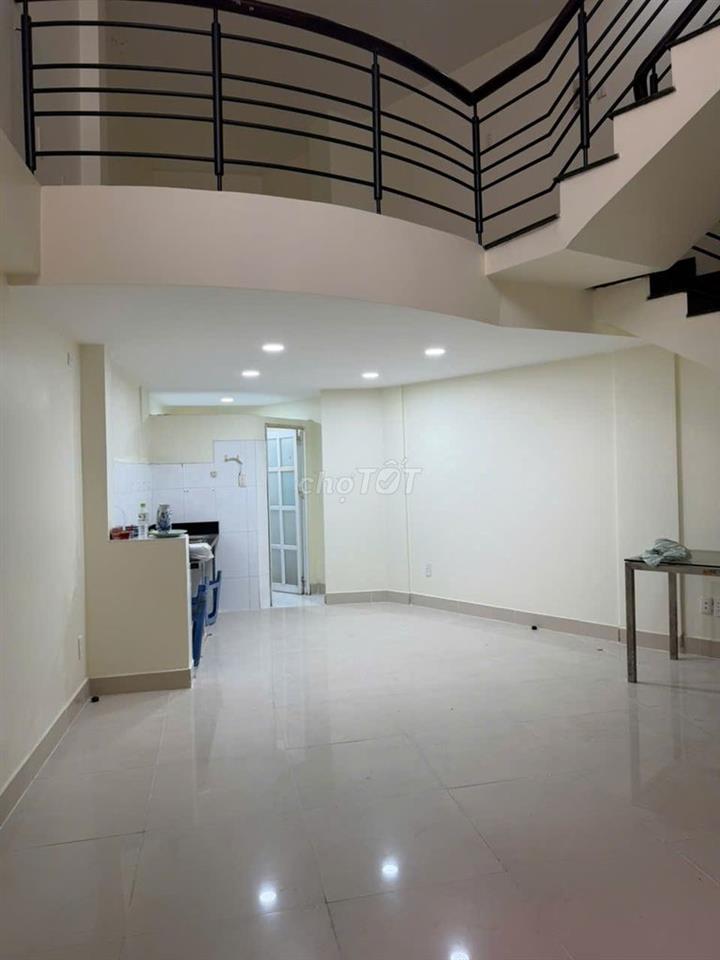 NHÀ MỚI 3PN HẺM 4M HOÀ HẢO QUẬN 10