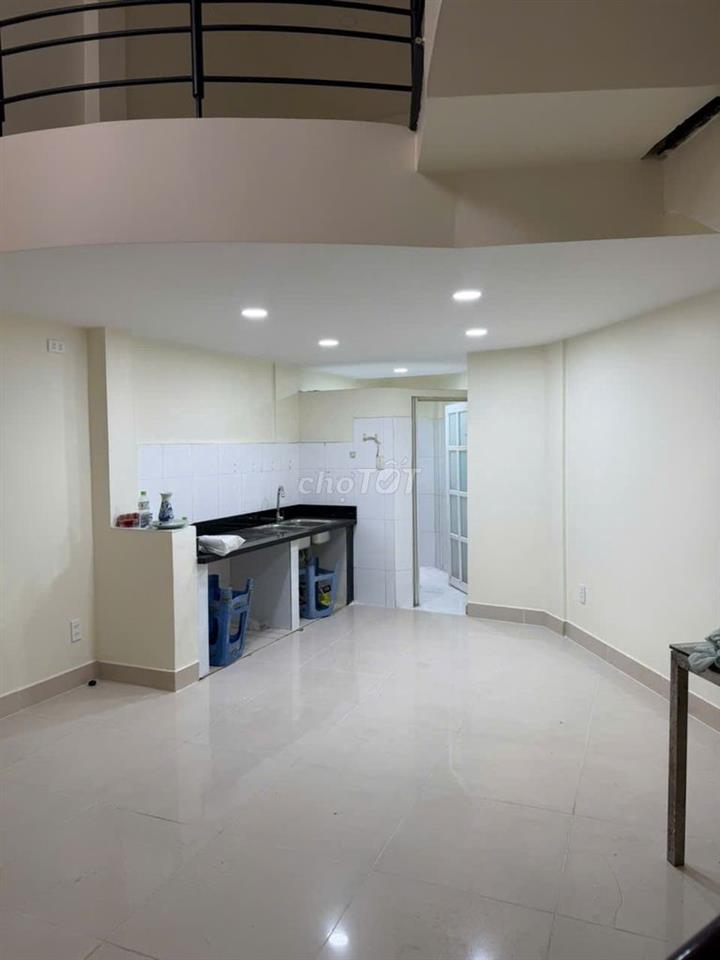 NHÀ MỚI 3PN HẺM 4M HOÀ HẢO QUẬN 10