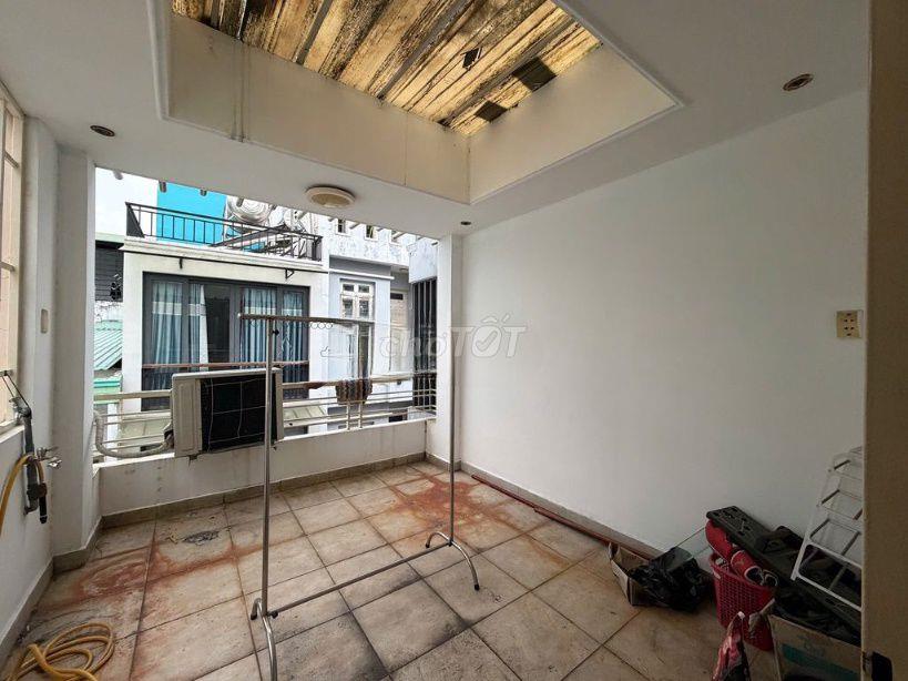 NHÀ 3PN NGUYỄN TIỂU LA QUẬN 10