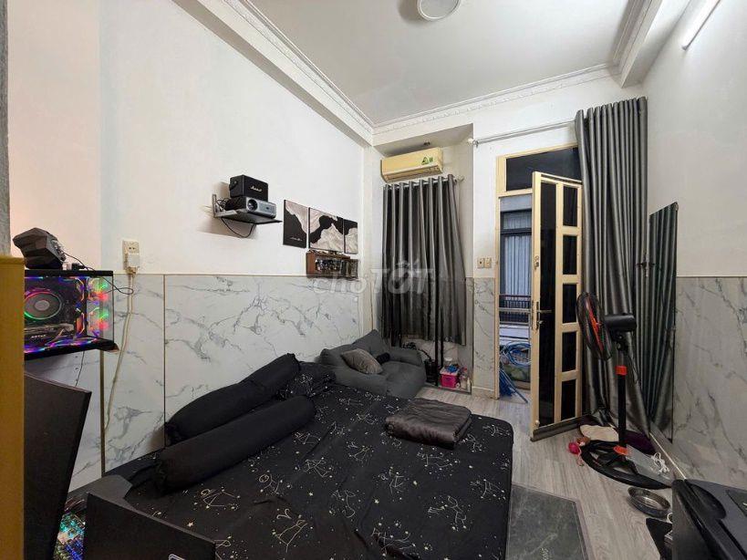 NHÀ 3PN NGUYỄN TIỂU LA QUẬN 10