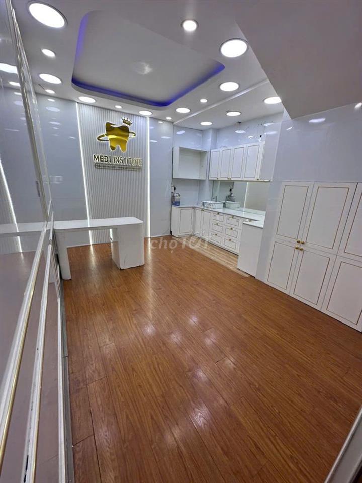 NHÀ MẶT TIỀN TIỆN Ở VÀ KINH DOANH NHIỀU KINH NGHỀ_VP CÔNG TY