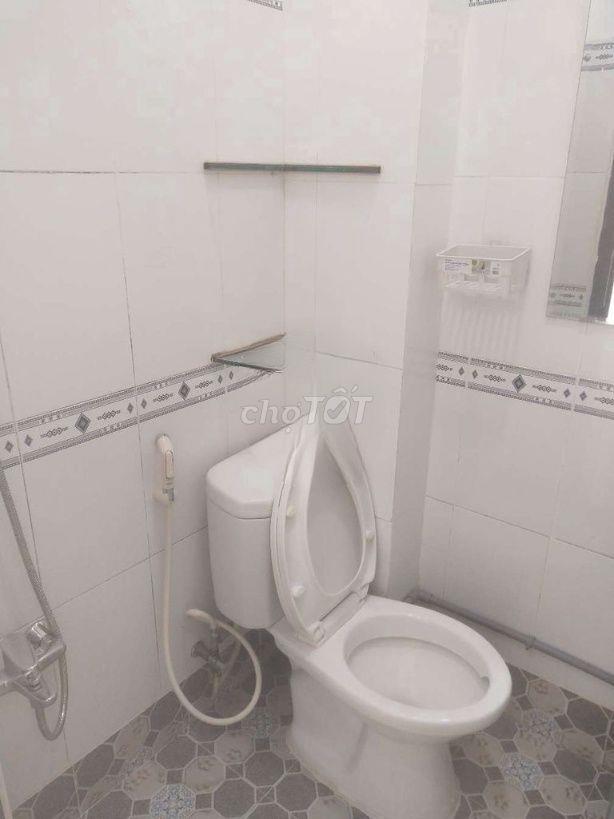 NHÀ 4PN TÔ HIẾN THÀNH QUẬN 10