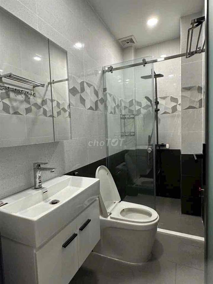 Cho thuê nhà mới HXH 489 Huỳnh Văn Bánh P13 Phú Nhuận, 2L 4p 3wc 19tr