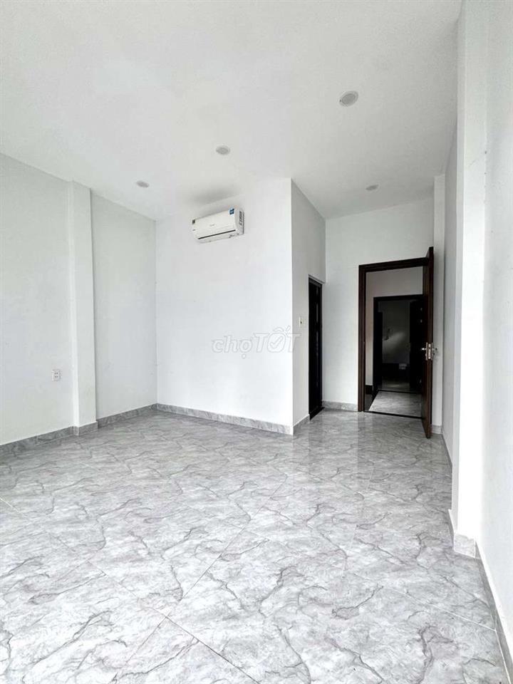 cho thuê nhà đg.phạm văn hai.p3.tân bình