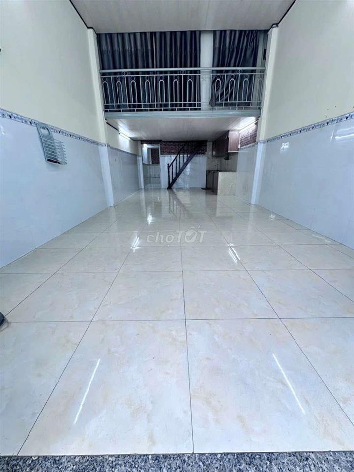 cho thuê.nhà đg lạc long quân.p10.tân bình