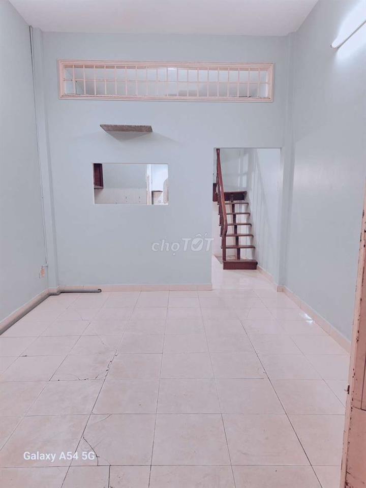 cho thuê nhà đg.lạc long quân.p9.tân bình