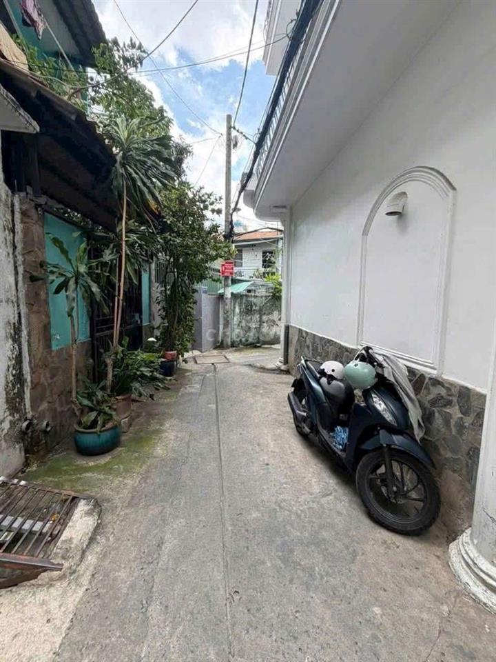 cho thuê nhà đg.lạc long quân.p9.tân bình