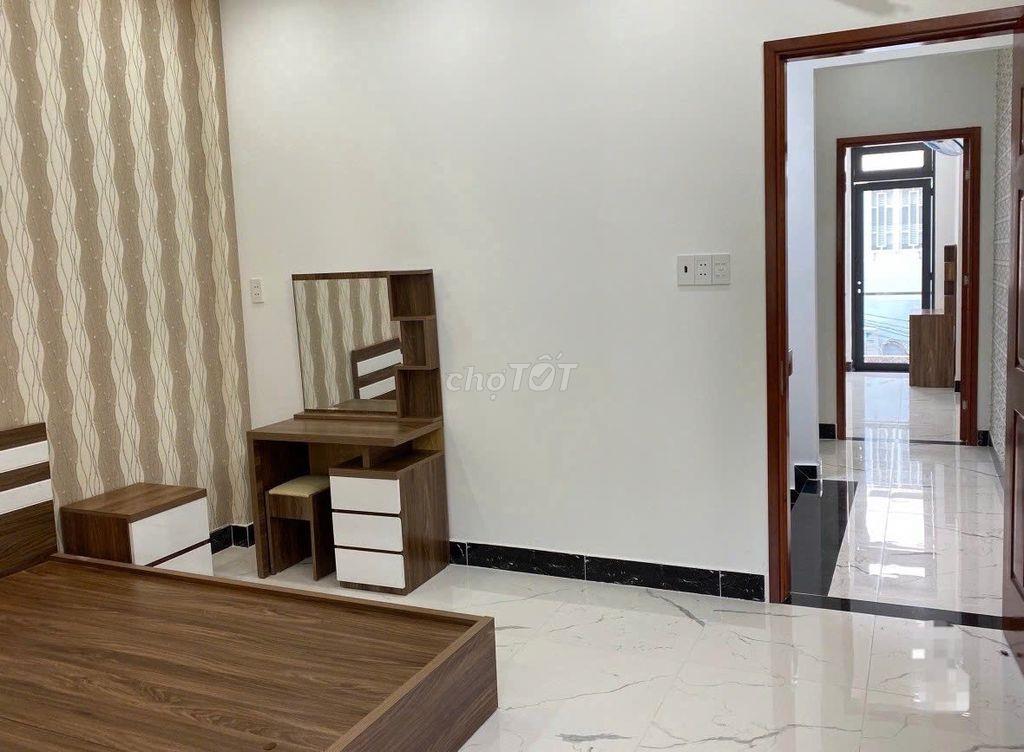Cho thuê nhà HXH 163/6B Tô Hiến Thành, P. 15, Q.10 gần Sư Vạn Hạnh.